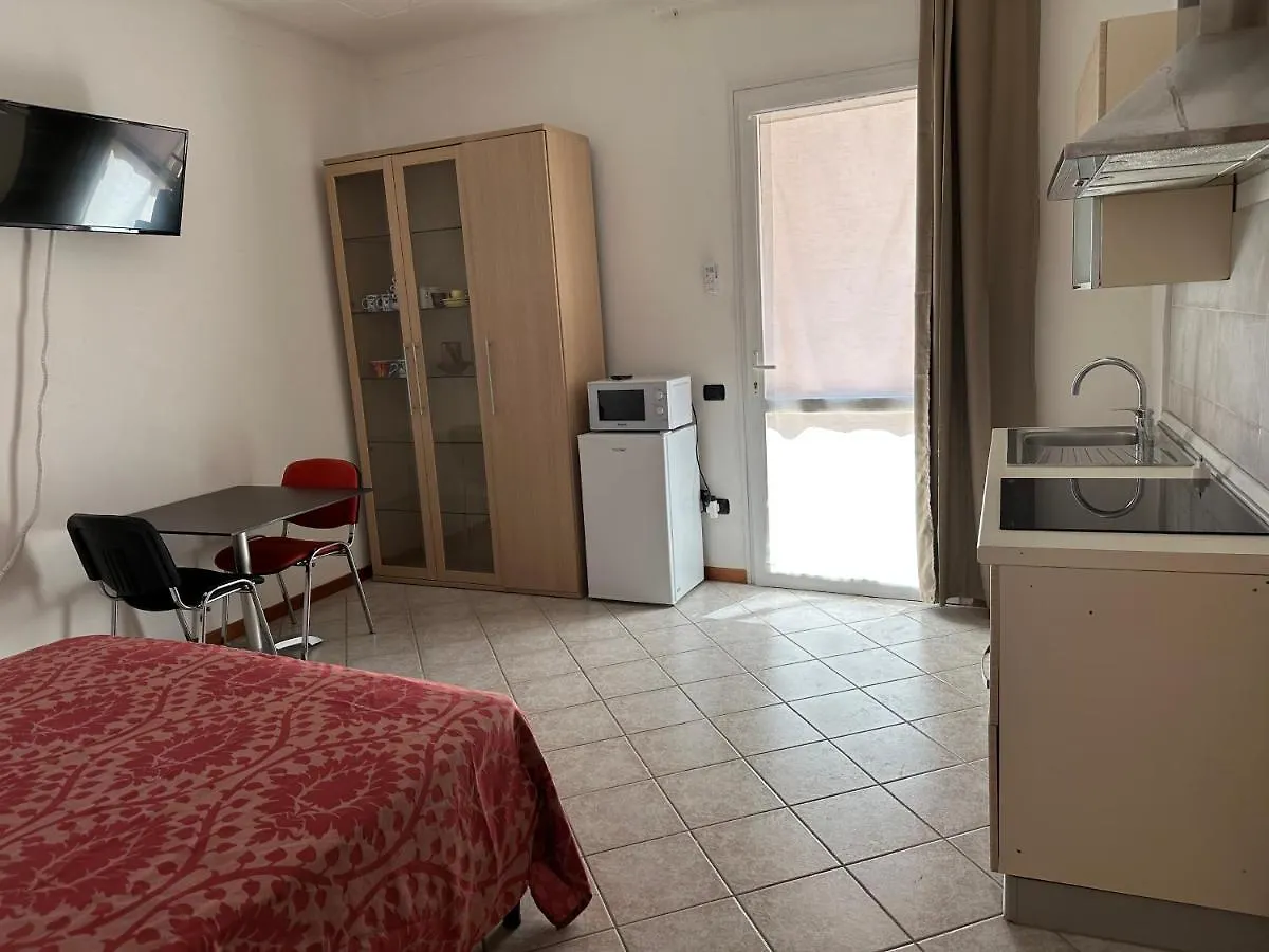 דירות ורונה Casa Perlar 0*,  איטליה